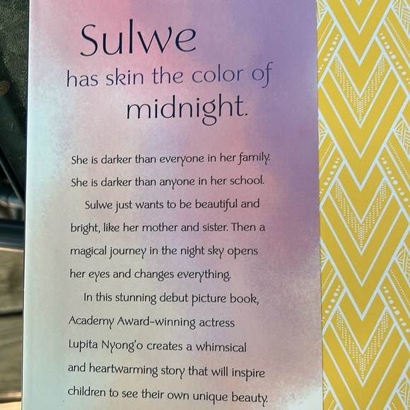 Sulwe by Lupita Nyong'o - Illustrated Kids Book - Signed by Author - Picture 4 of 12